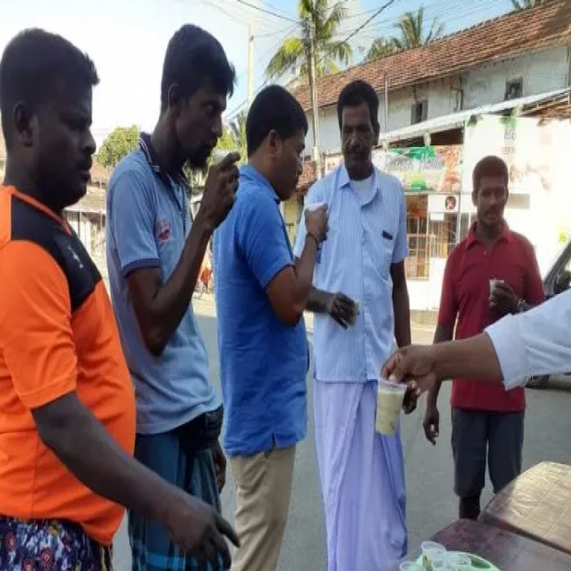 jaffna-muslim-people-donate-porridge-to-mullivaikkal