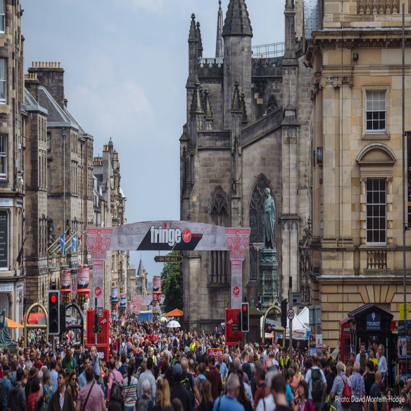 the-world's-biggest-arts-festival-kicks-off-in-edinburgh