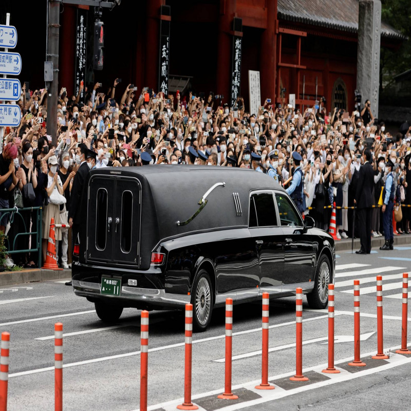 people-gather-to-pay-tribute-to-the-late-former-prime-minister-of-japan-shinzo-abe