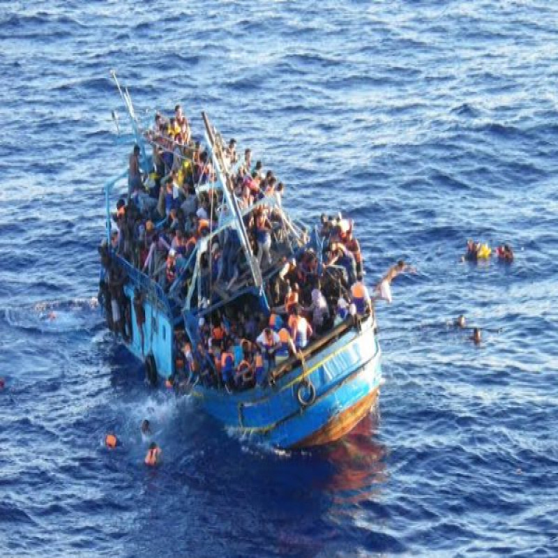 ship-317-srilanka-refugees-adrift-philippines-sea