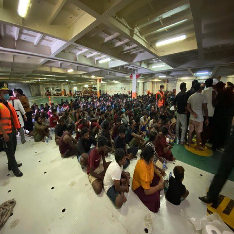 sri-lankan-tamils-rescued-in-international-waters..!-new-information-released