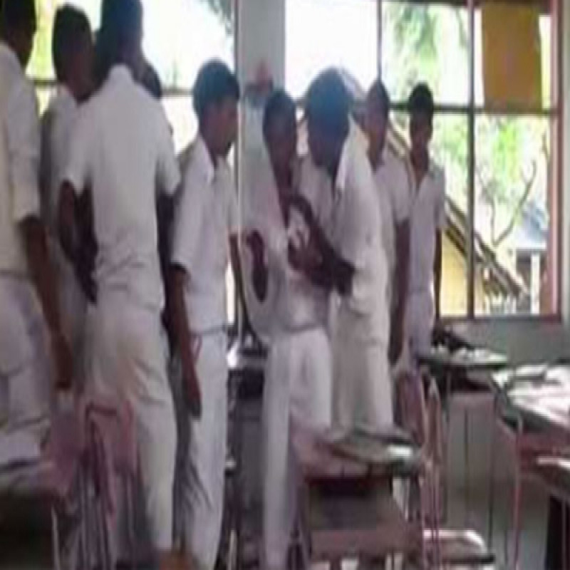 a-surprise-test-conducted-in-the-school..!-the-students-are-stuck