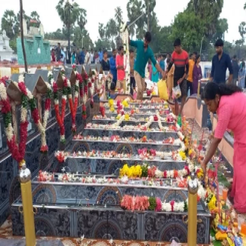 tsunami-18th-memorial-day-tearful-tribute-jaffna
