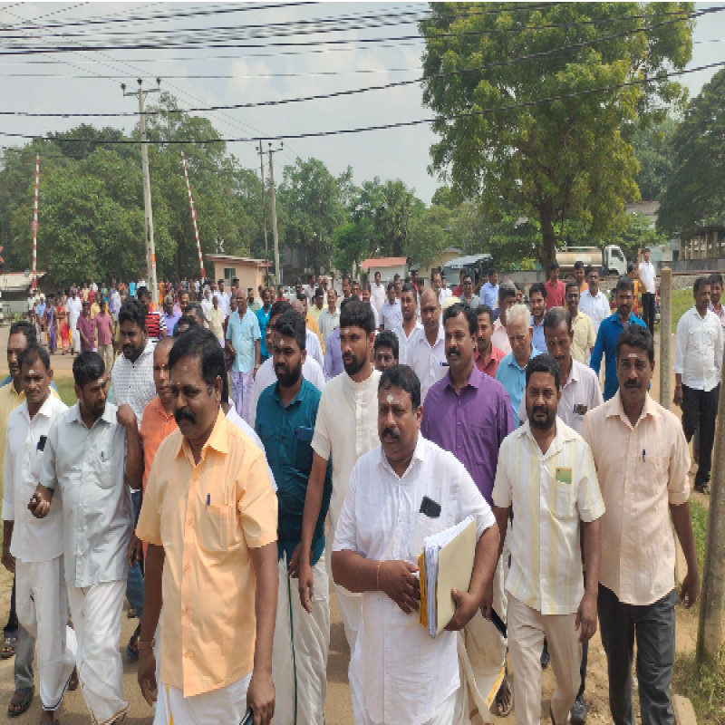 tamil-nadu-split-into-two-in-kilinochchi!-a-heated-electoral-field