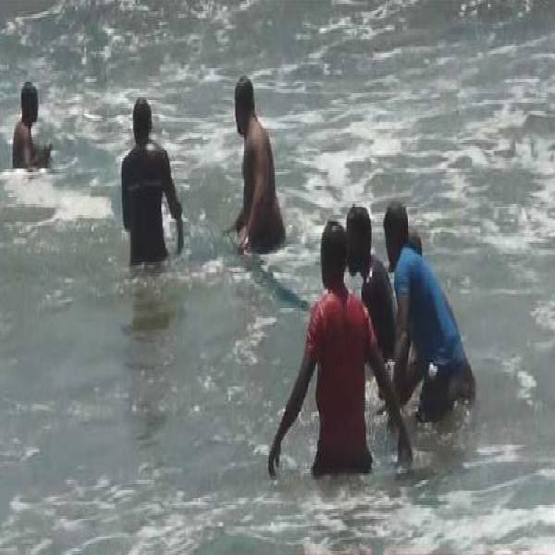 three-school-students-who-went-swimming-in-the-sea-are-missing---the-search-operation-is-intense!