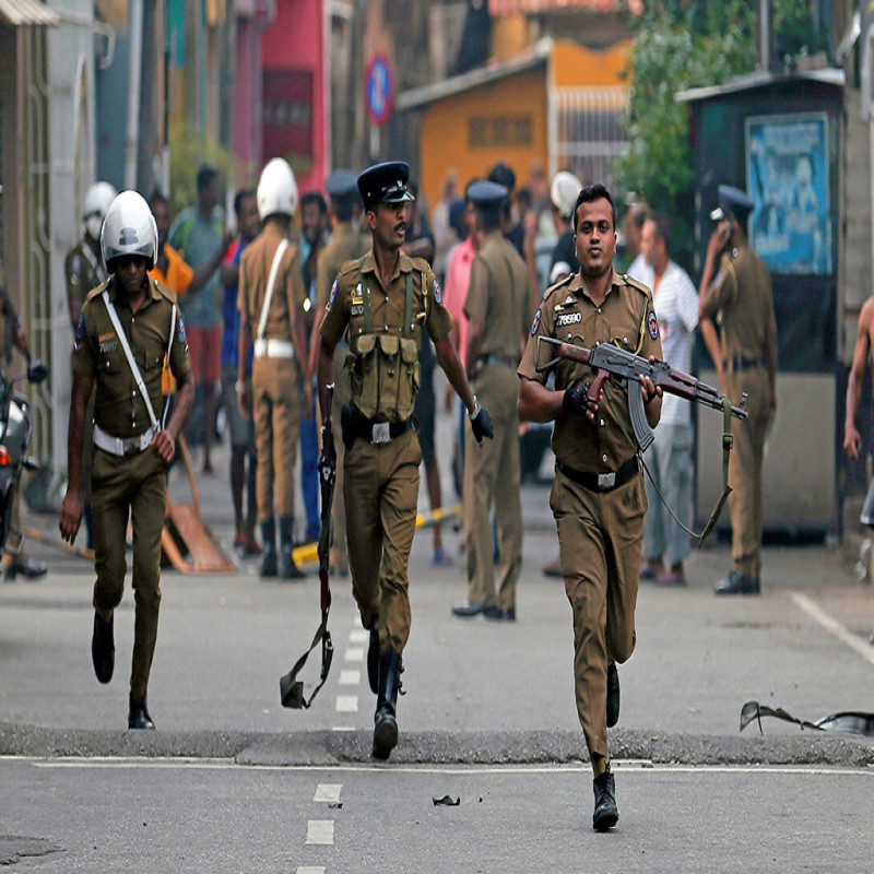 an-attempt-to-throw-a-grenade---one-person-died-in-police-firing---tension-in-katunayake!