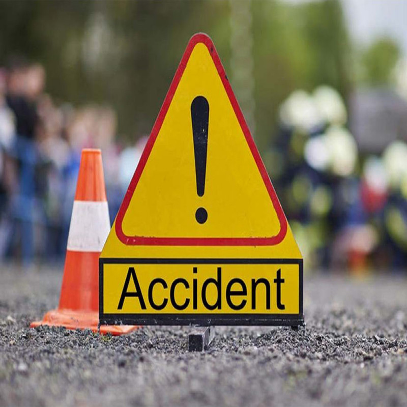 panvila-road-accident---13-people-injured