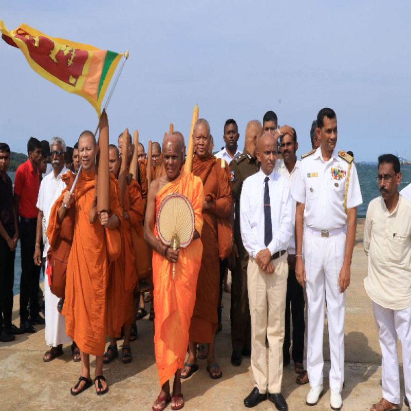 buddhism-thero-north-east-tamil-racism