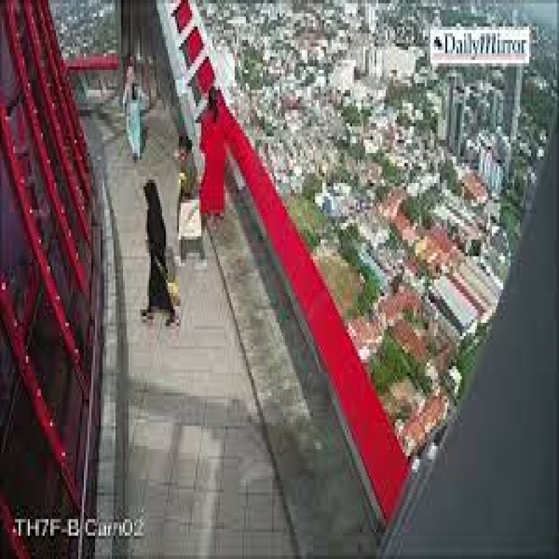 lotus-tower-colombo-illegal-activities-tourist