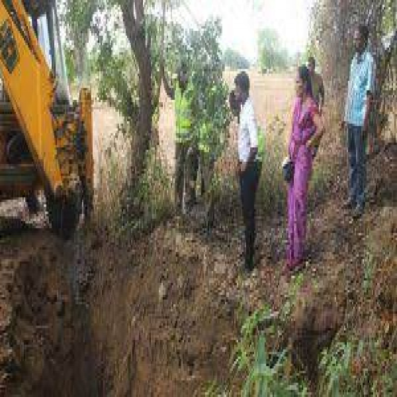 excavation-work-in-search-of-treasure-kilinochchi