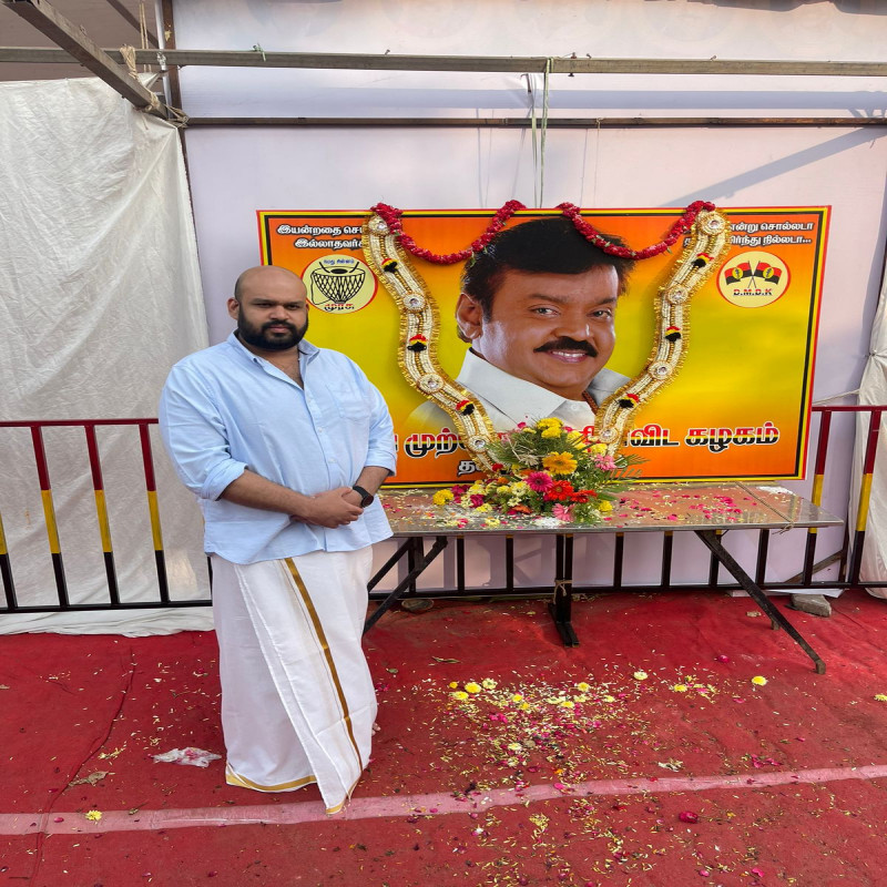 chanakyan-visited-vijayakanth-s-cremation-ground