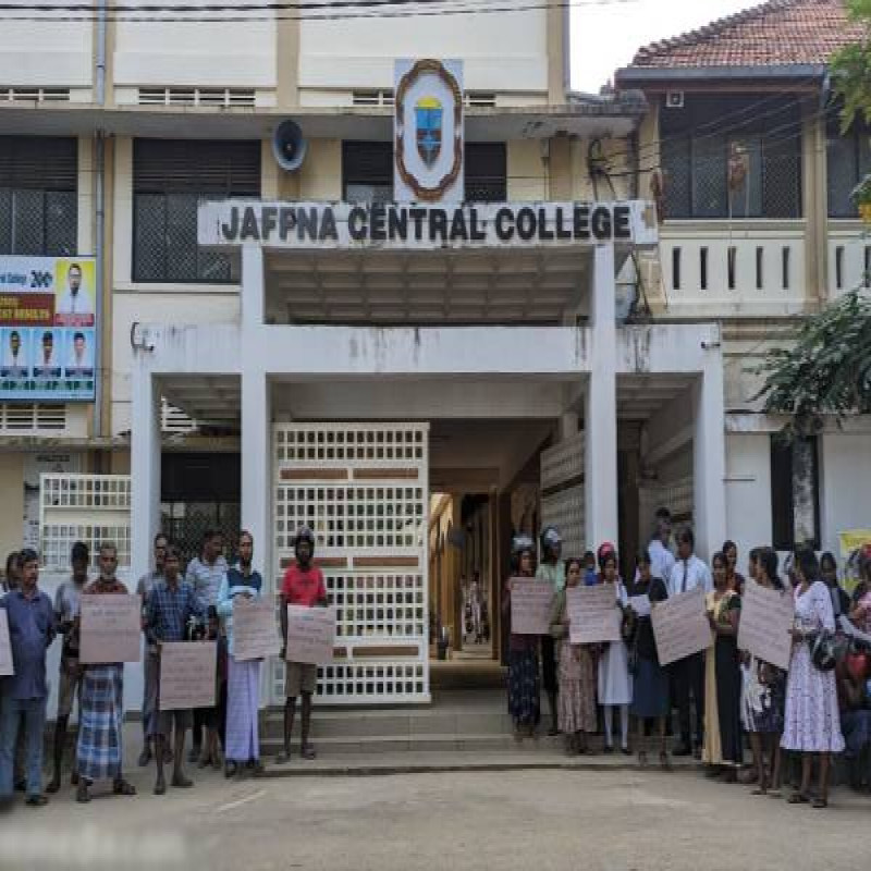 central-college-jaffna-principal-issue