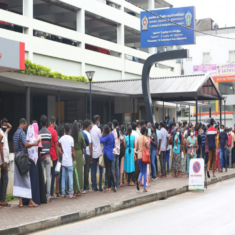 queuing-again-to-get-passport---new-procedure-to-be-introduced!