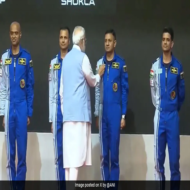india-broke-the-secret:-pm-modi-introduced-the-indian-astronauts
