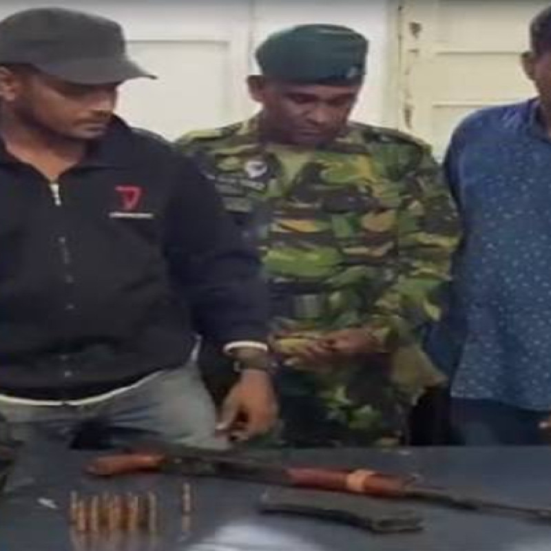 three-arrested-with-weapons-in-maradana