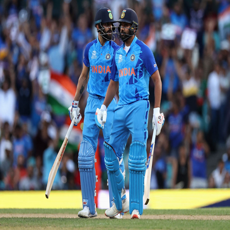 kohli,-rohit-should-play-without-any-fear-in-world-cup---ganguly
