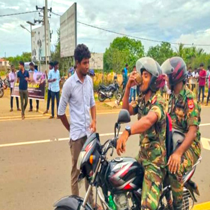 soldiers-who-drank-porridge-from-mullivaikal