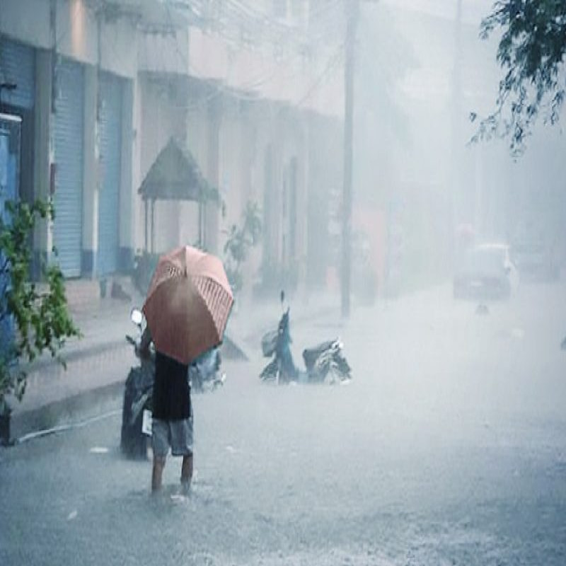 17119-people-affected-by-inclement-weather-:-landslide-warning-for-7-districts