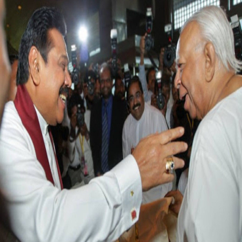 mahinda-rajapaksa-condoles-r-sampanthan