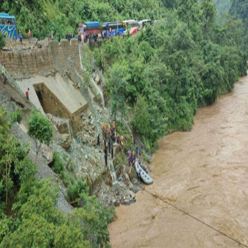 buses-washed-away-in-the-river:-63-people-lost