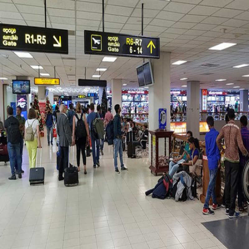 problem-for-tourists-due-to-non-online-visa-sl
