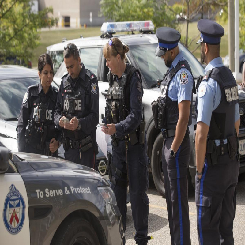 bomb-threat-to-over-100-jewish-institutions-in-canada---prime-minister-trudeau-expresses-anger