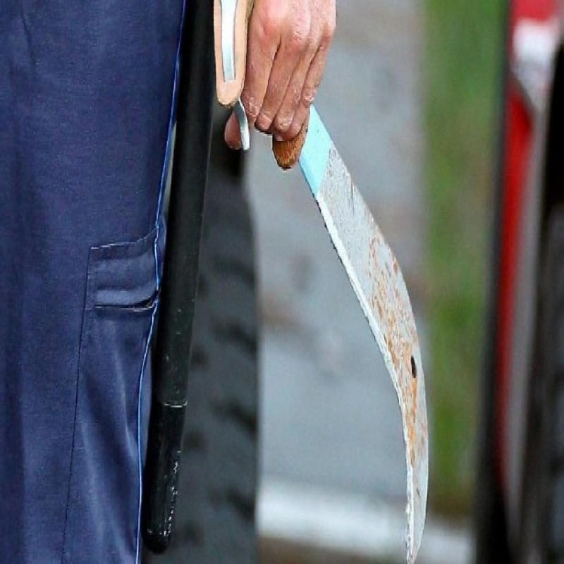 sword-cut-in-front-of-nelliadi-police-station