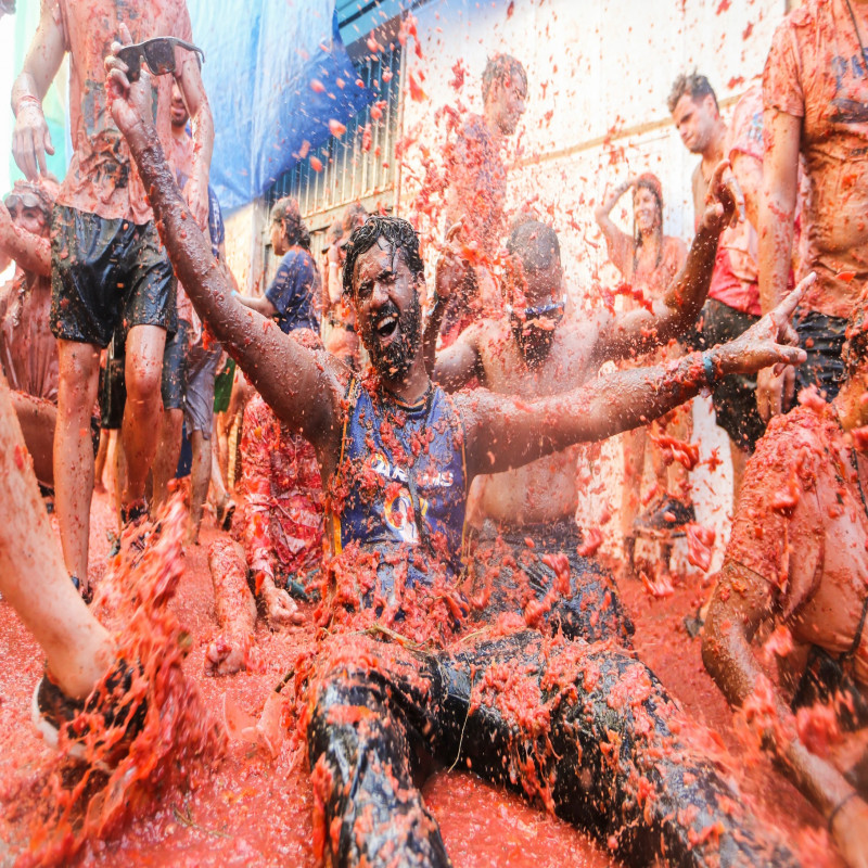 the-weeded-tomato-festival-in-spain