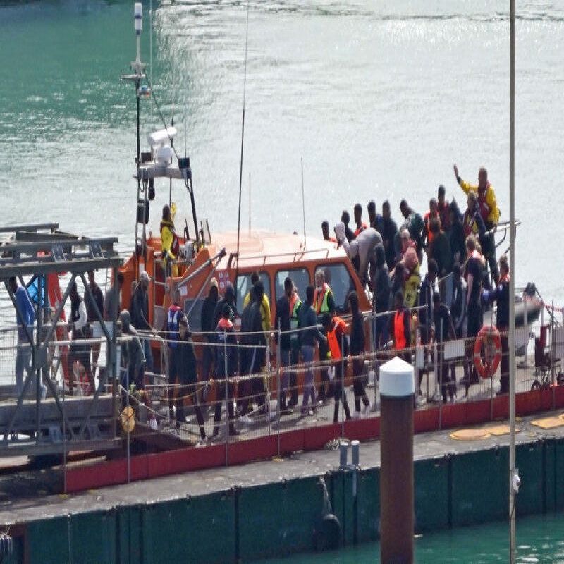 12-people-died-after-the-boat-overturned-in-france!