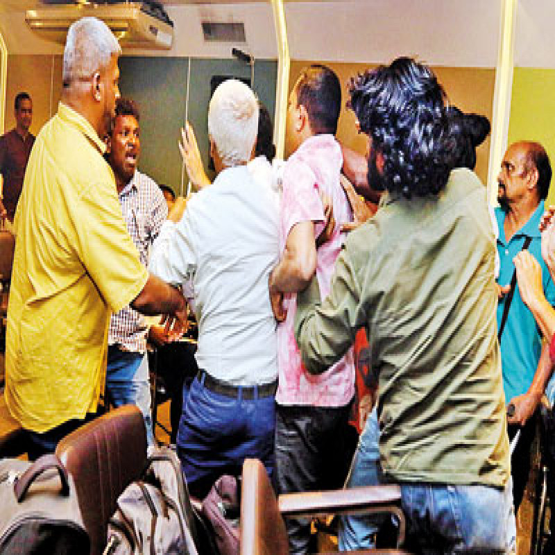 clash-in-colombo-between-national-people's-power-and-nationalist-organization:-investigations-begin
