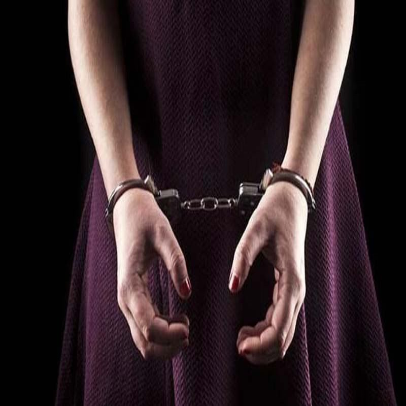 3-dmt-employees-arrested-for-accepting-bribe