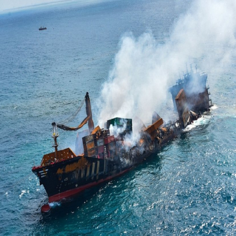 x-press-pearl-disaster-sri-lanka-new-govts-probe