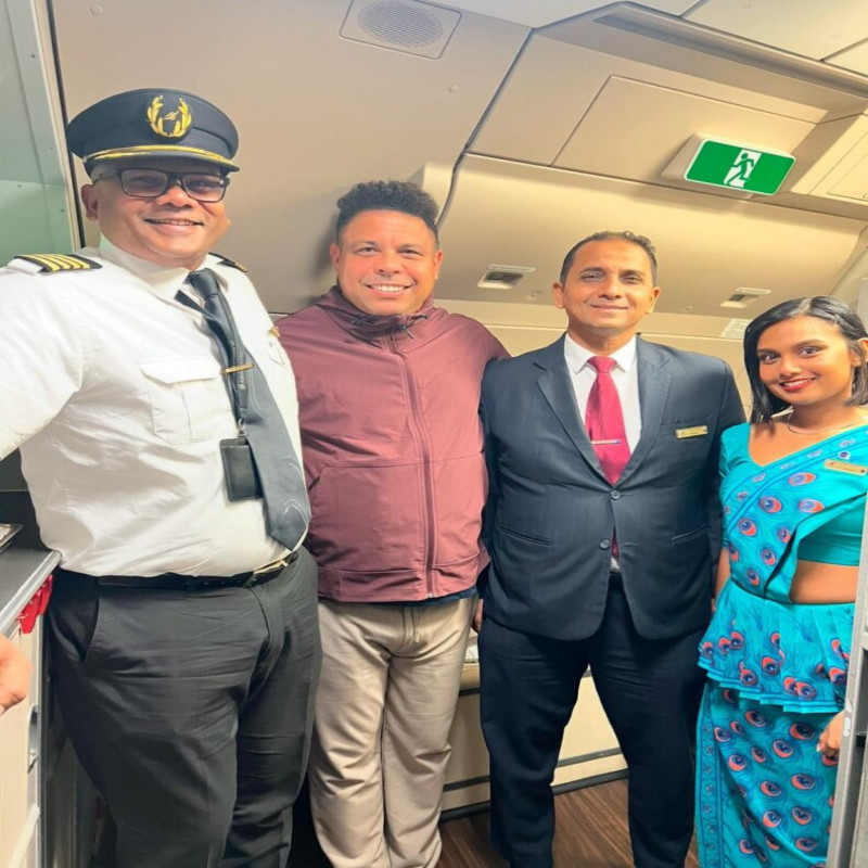 brazilian-football-star-ronaldo-visit-to-sri-lanka