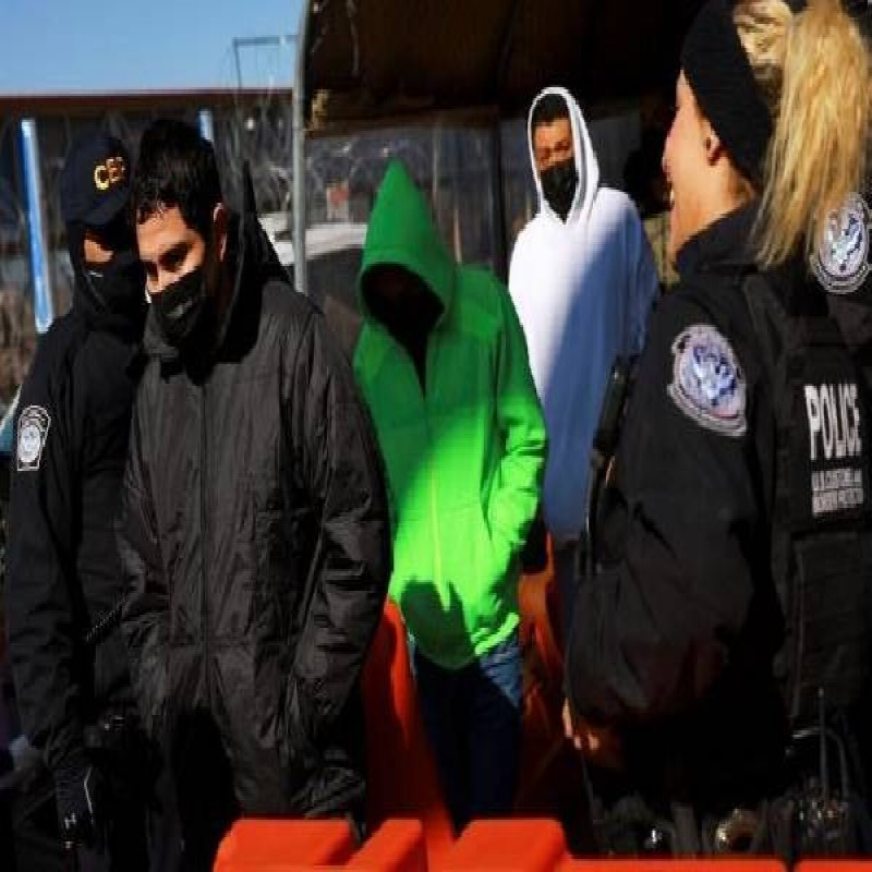the-united-states-deported-200-illegal-immigrants
