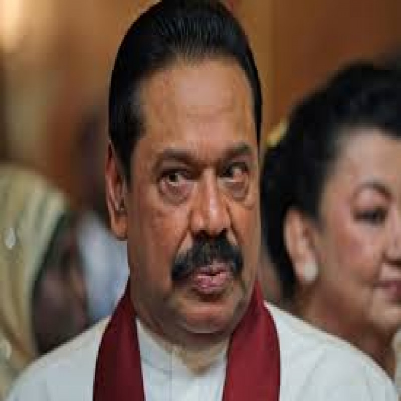 mahinda-accused-of-having-links-with-underworld-group-members-amare-and-wampota