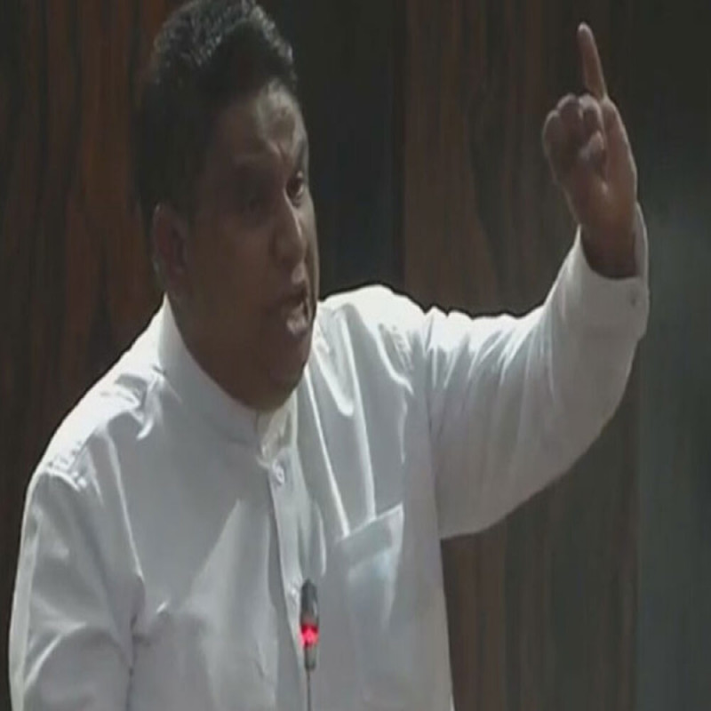 "didn't-the-fat-belly-guy-come"-the-voice-of-the-samara-people-was-agitated-in-the-assembly.