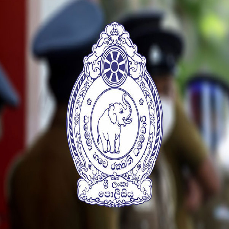 youths-drag-police-officers-into-house:-sensational-incident-in-trincomalee